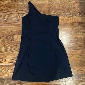 Outdoor Voices one shoulder black dress size medium